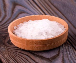 Can you put Epsom Salt in a hot tub