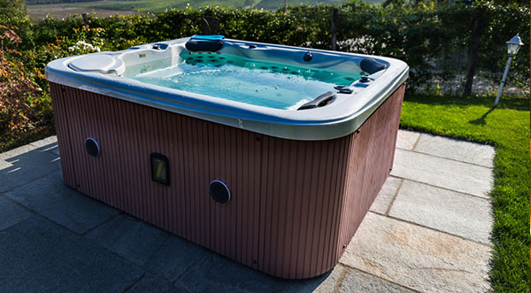 Best Hot Tubs For Outdoors 2020